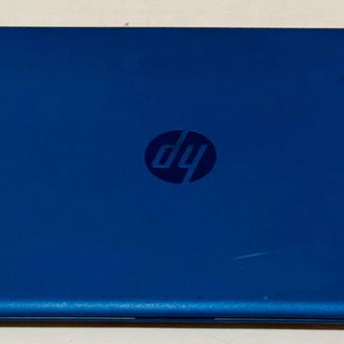Laptop HP con 8h de duración de batería ideal para estos tiempos de apagón como también para trabajos de contabilidad. - 4/5