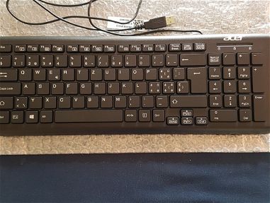 Se vende teclado usb nuevo a estrenar por usted. - Img main-image-46138018