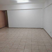Permuta , apartamento de 3 cuartos Habana vieja - Img 56855898