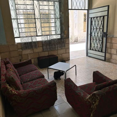 Apartamento en venta situado en Centro Habana, cerca del parque La Normal, zona tranquila y de confianza. 📍🏡 Es en - Img 125966936