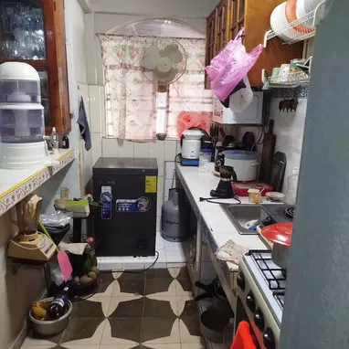 APARTAMENTO  SE VENDE CON VARIOS ARTÍCULOS DENTRO  CENTRO DE CIUDAD Y A 4 CUADRAS DEL BULEVAR - 3/10
