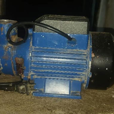 Vendo motor de agua y split 2T - 3/5