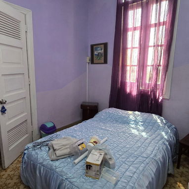 Apto. de 2/4, garaje colectivo, Vedado (V-254) - 4/7
