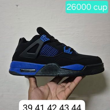 Tenis Originales New Balance, Asics, Jordan 4 y Nike Air Force - 7/10