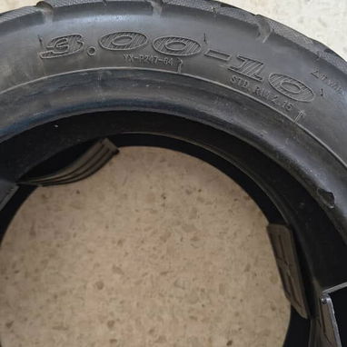 Gomas de moto eléctrica 300x10 de uso 3000 c/u. - Img 125053084