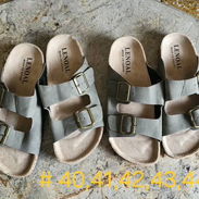 Sandalias prácticas originales - Img 57665102