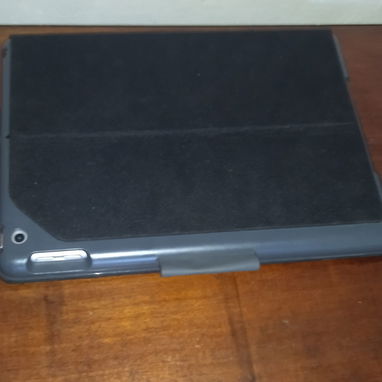Ipad 5 con cover y teclado Logitech. 58298519 - Img 125199726