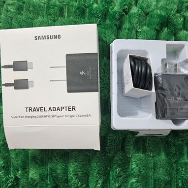Cargador original de Samsung 45W - Img 123414373