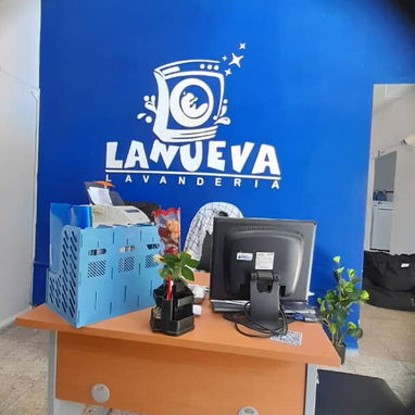 Somos tu solución con una sola llamada tienes tu ropa limpia y tus productos ala mano solos llámanos - Img 120548290