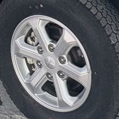 Llantas para camioneta Mitsubishi L200 Año 2024 - Img 123222408