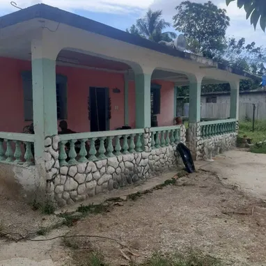 casa en san agustin,,,2 cuarto 1 bano,,,todo placa,buenas cond, - Img 121646840