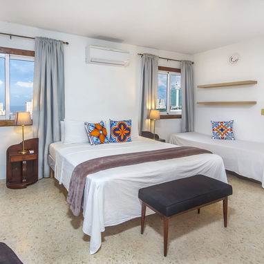 🏙️Apartamento lineal en el Vedado con 4 habitaciones privadas - Img 122081019