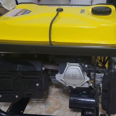 Vendo planta eléctrica de 110V y 220V de 9375 w - Img 119412427