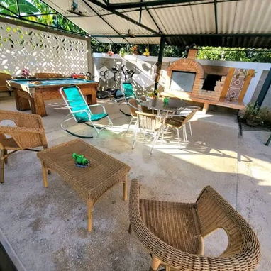 🏠 Renta de Casa Con Billar y Piscina En Guanabo. Capacidad para 8 personas - Img 116171980