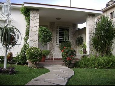 Casa independiente de 2 cuartos, jardín, garaje… - Img main-image