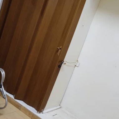 Renta lineal casa en bajos 2 cuartos portal y patio Playa 350usd 53582376 - Img 119642688