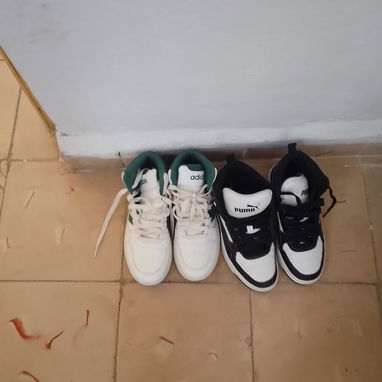 Tenis de muy poco uso originales - 5/5