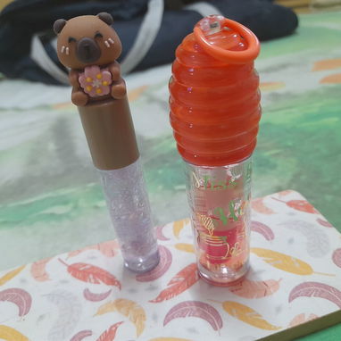 Se vende productos de maquillaje - Img 119417704