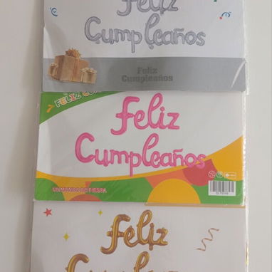 De cumpleaños: cañon de confeti 1800, cintillo y espejuelo 2000, feliz cumple inflable 1250, feliz cumple en velas 1600 - Img 123819261