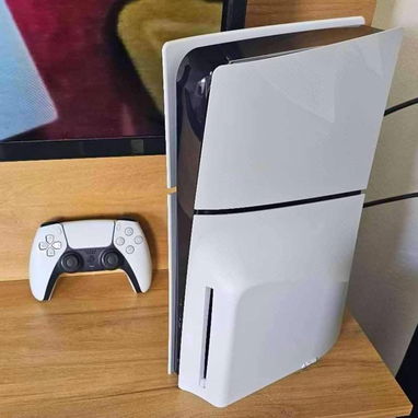 Vendo PS5 SLIM CON LOS MEJORES JUEGOS ESTRENOS DEL MOMENTO TODOS PERMANENTES - Img 124306976