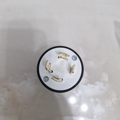 Conectores para plantas/ generadores de 4 espigas 220V - Img 98199610