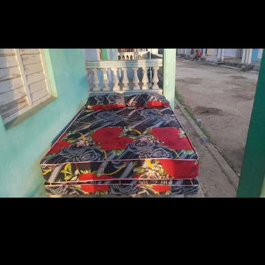 Conjunto de camas tapizadas con su colchón nuevo - Img 123083943