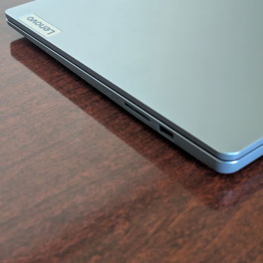 Laptop Lenovo N100  12va Gen - 3/3