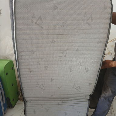 SE VENDEN 2 COLCHONES NUEVOS IDENTICOS PARA CAMITAS DE NIÑOS!!! - Img 119722022