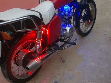 Moto 4 tiempos 125cc - Img main-image-45800220