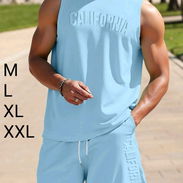 Conjunto de shorts y camiseta de hombre azul - Img 56231539