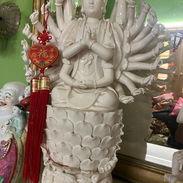 VENDO DIOSA CHINA GUAN YIN DE PORCELANA. INTERSADOS COMUNICARSE AL 54312796 CON ISABEL - Img 53996845