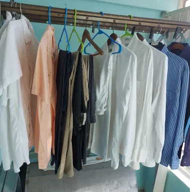 Pantalones de hombre talla 32 y 34 (de vestir y trabajo), pantalon de mujer camisas, toalla especial  ver fotos - Img 85503252