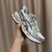 Asics Kayano tallas 39 40 - Img 55093825
