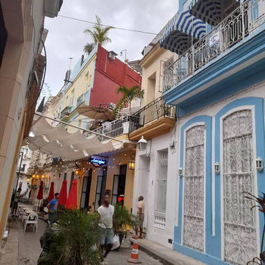 Hostal en el Centro Histórico! HABANA VIEJA - Img 109642068