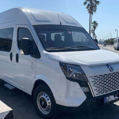 Servicio de transporte de personal. Microbuses de Confort. Taxi en micro - Img 123468260