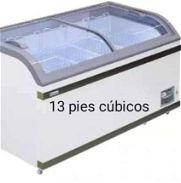 Congelador Exibidor nevera  horizontal de13 pies cúbicos de largo con 2 tapas de vidrio nuevos en caja - Img 45869769