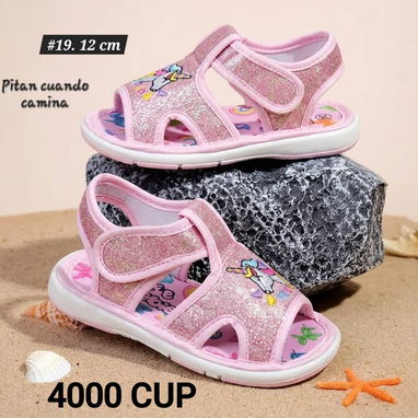 Sandalias para niñas y niños - Img 124299584