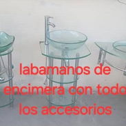 Muebles de cristal con sus accesorios. - Img 57673705