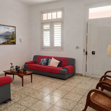 Casa amplia y funcional de dos plantas en venta (Lawton-10 de Octubre), excelentes condiciones constructivas y servicios - 8/10