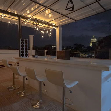 Hostal en la Habana Vieja! Renta disponible en diciembre! - Img 109487633