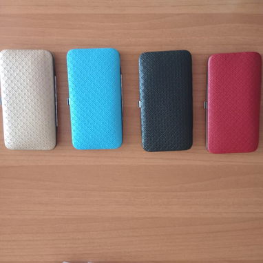 KIT DE MANICURA Y PEDICURA CON ESTUCHE PREMIUM 12 PCS, ENTREGA DE FACTURA, VARIEDAD DE ÚTILES DEL HOGAR, ETC - Img 124175065