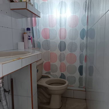 Vendo apartamento pequeño en el boulevard de Obispos - 6/8