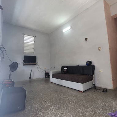 Venta de Apartamento en Centro Habana, planta baja y a puerta de calle.#218 - Img 127707000