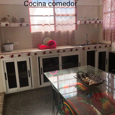 Vendo apart en Vedado 1 cuadra de la universidad no se va la luz - Img 121602909