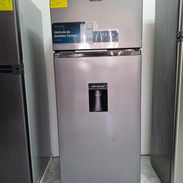 Refrigerador Hisense 7.3 pies con dispensador - Img 58041401