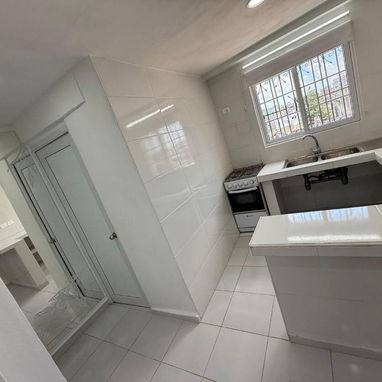 Se vende ático en Centro Habana en zona colindante al Vedado - Img 118763614