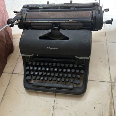 Maquina de escribir antigua - 5/5