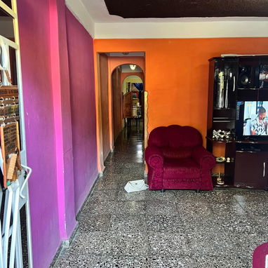 SE VENDEN 2 PROPIEDADES INDEPENDIENTES PERO JUNTAS PUERTA CALLE EN GUANABACOA , FUENTE BLANCA - 5/10