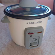 Vendo 1 0lla arrocera pequeña de poco uso. - Img 55920775