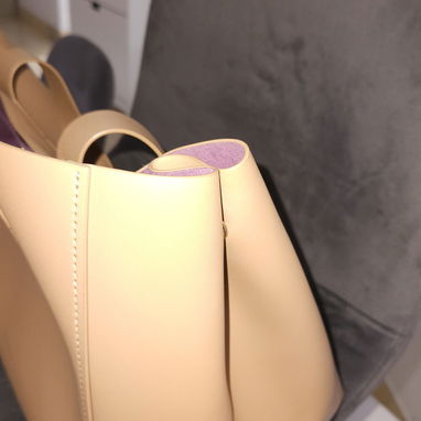 Vendo bolso nuevo original marca Adolfo Dominguez, de piel - Img 120046843